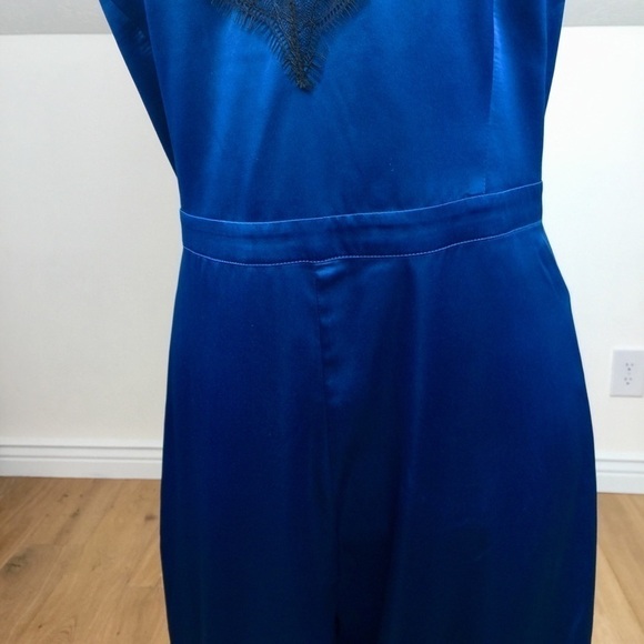 Bebe X Naven Lace Trim Blue Teal Satin Jumpsuit 10 - Picture 4 of 11